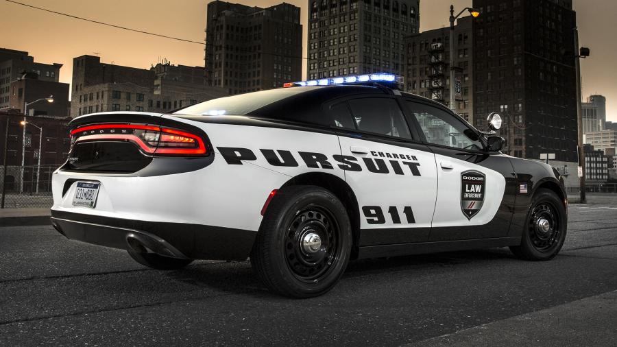  Dodge Charger Pursuit 2017 года  (фото 12 из 13)